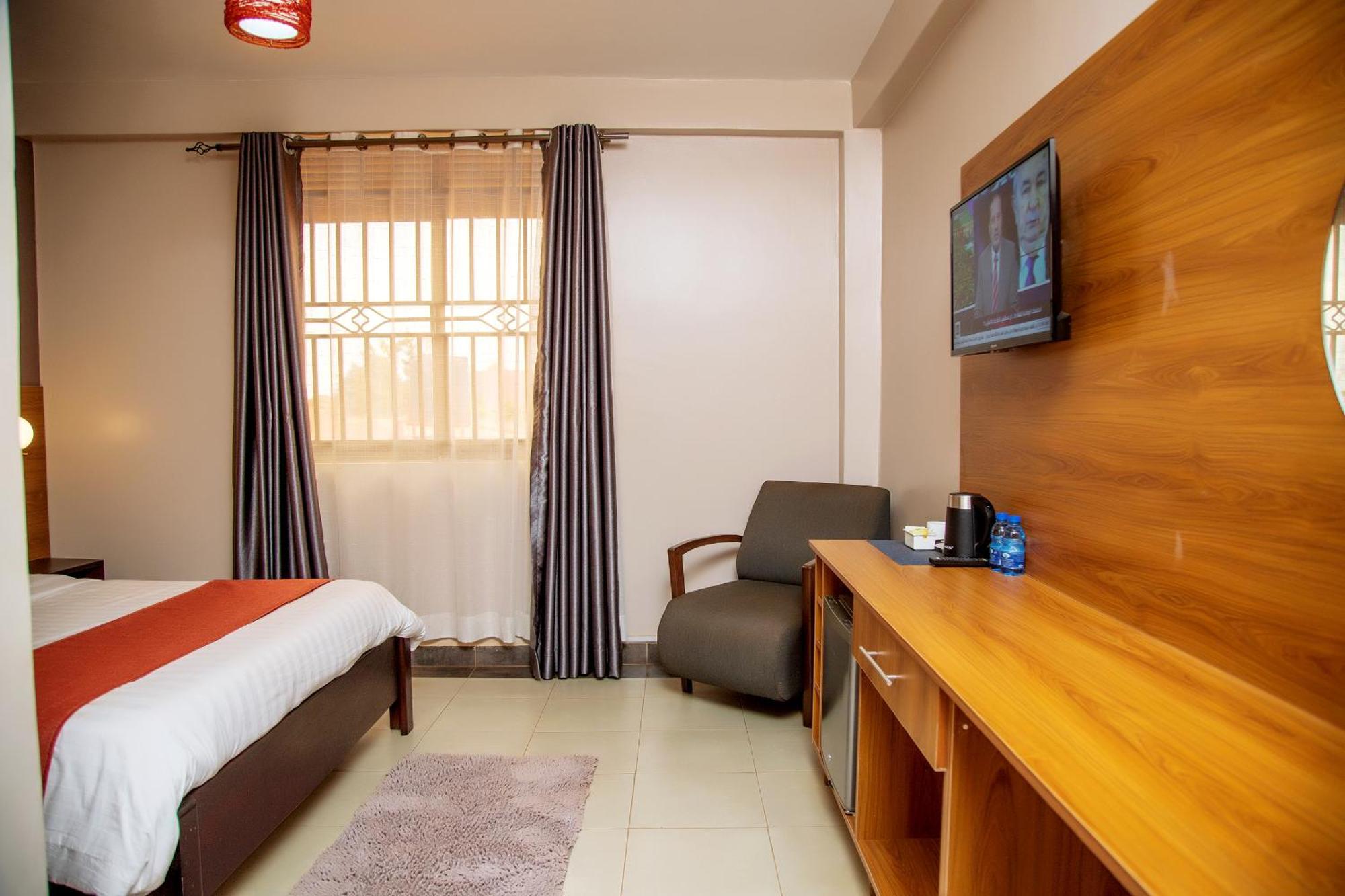 Blue Berries Hotel Entebbe Zewnętrze zdjęcie