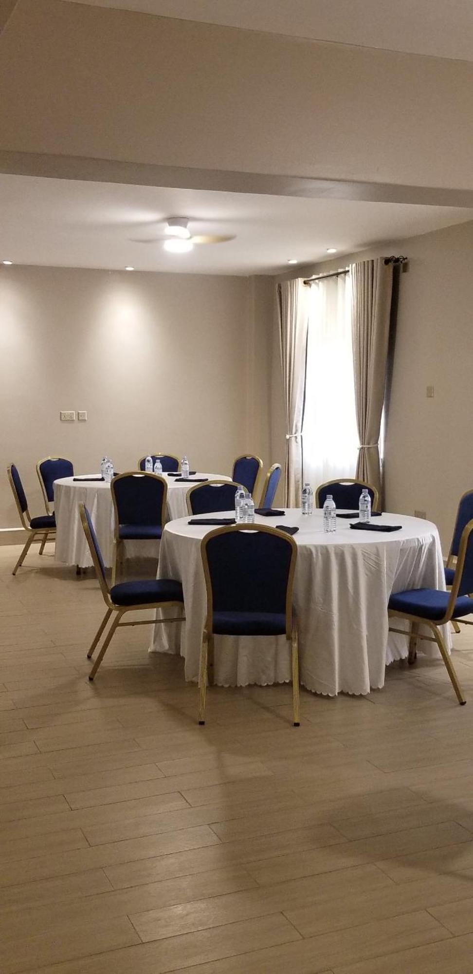 Blue Berries Hotel Entebbe Zewnętrze zdjęcie